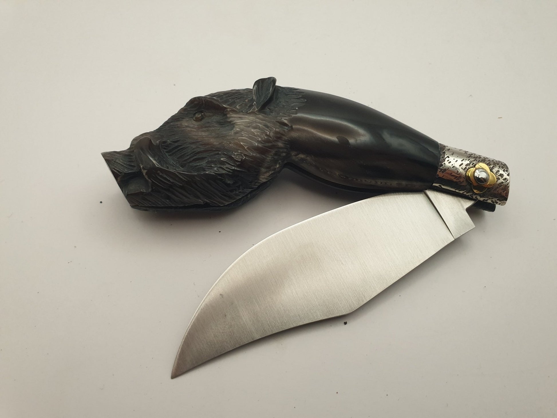 Coltello scultura cinghiale, manico bufalo, 23 cm - Artigianato Pasella