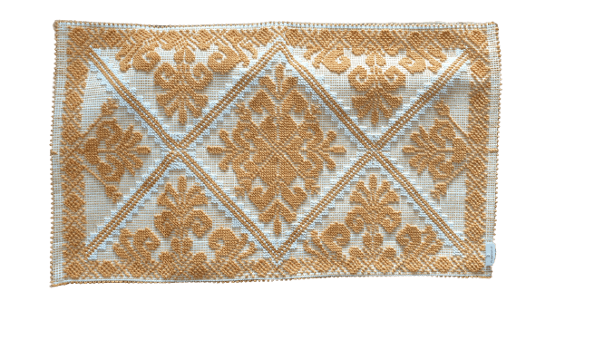 Tappeto sardo, lavorazione meccanica, cotone, giglio giallo e bianco, 50x80 cm - Artigianato Pasella