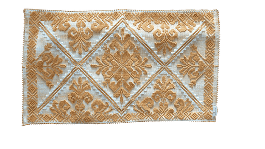 Tappeto sardo, lavorazione meccanica, cotone, giglio giallo e bianco, 50x80 cm - Artigianato Pasella