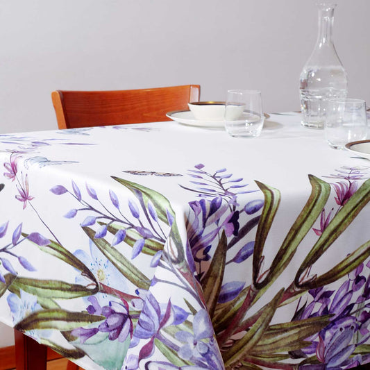 Tovaglia con decoro di fiori di Lavanda - Artigianato Pasella