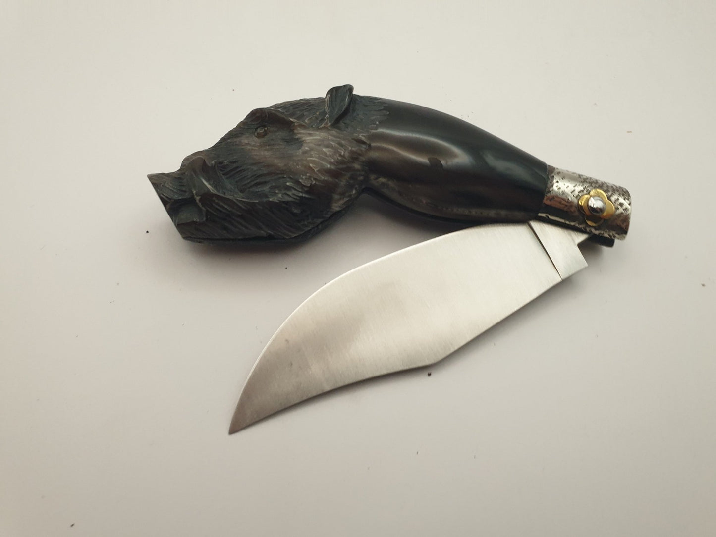 Coltello scultura cinghiale, manico bufalo, 23 cm - Artigianato Pasella